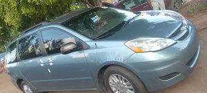 Toyota Sienna 2009