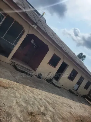 Furnished Mini Flat in Ayobo for rent