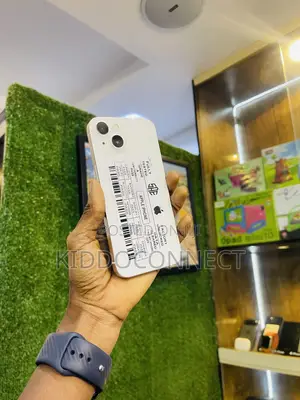 Apple iPhone 13 256 GB White