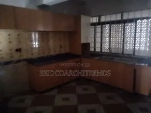 3bdrm Duplex in Victoria Island, Ahmadu Bello Way for rent