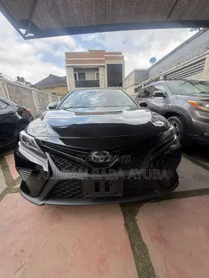 New Toyota Camry LE FWD 2020 Black