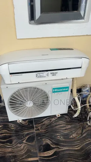 Neatly Used Hisense 1HP Non-Inverter AC