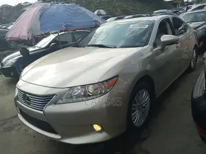 Lexus ES 2014 Gold