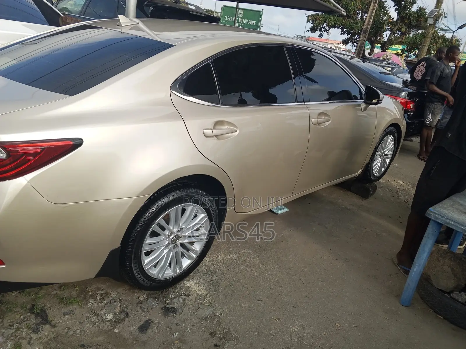 Lexus ES 2014 Gold