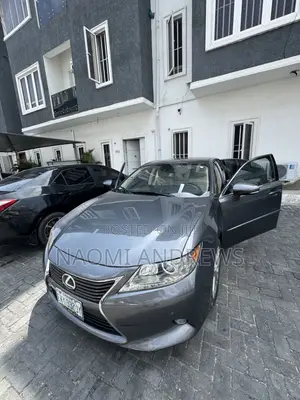 Lexus ES 350 FWD 2015 Gray