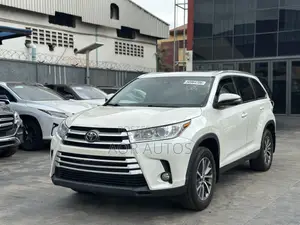 Toyota Highlander XLE 2019 White
