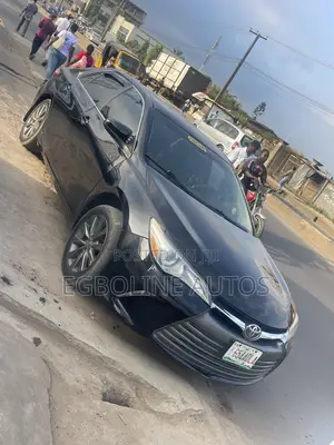 Toyota Camry SE 4dr Sedan (2.5L 4cyl 6A) 2015 Black
