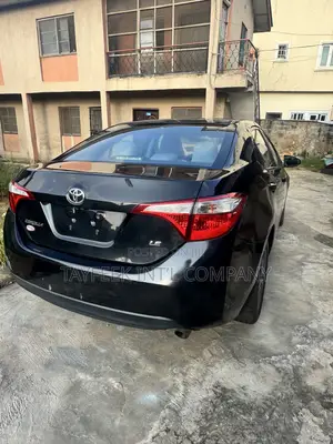 Toyota Corolla LE 4dr Sedan (1.8L 4cyl CVT) 2015 Black