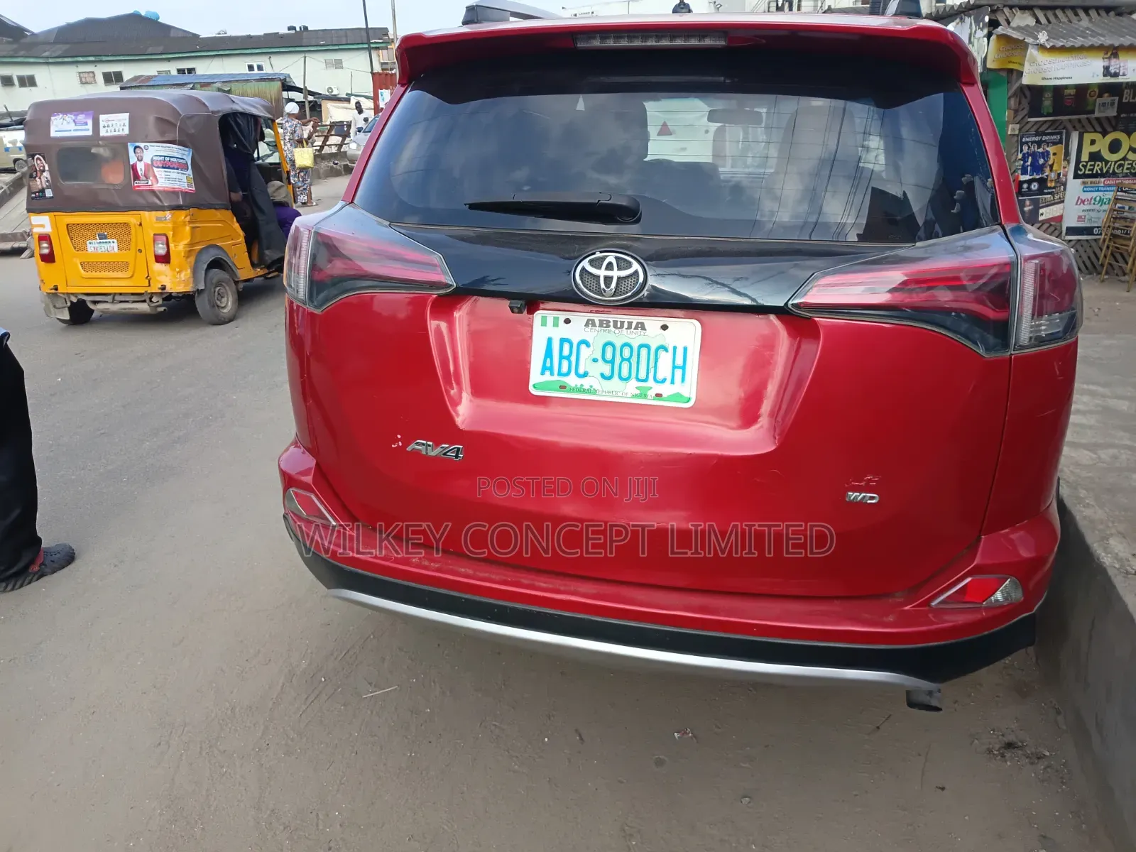 Toyota RAV4 2014 Red