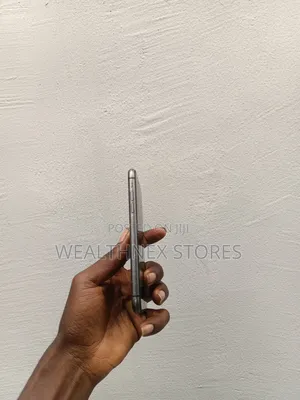 Apple iPhone 11 64 GB Black