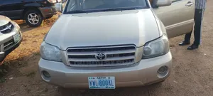 Toyota Highlander 2006 Gold