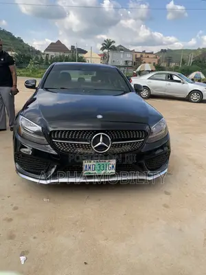 Mercedes-Benz C300 2017 Black
