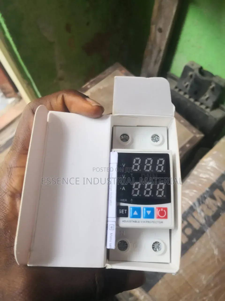 Voltage Protector