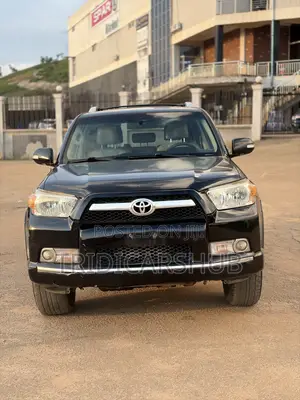 Toyota 4-Runner SR5 4WD 2011 Black