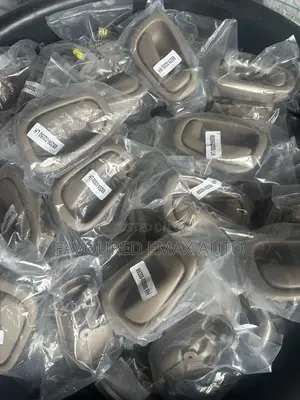 Inner Door Opener Corolla 98