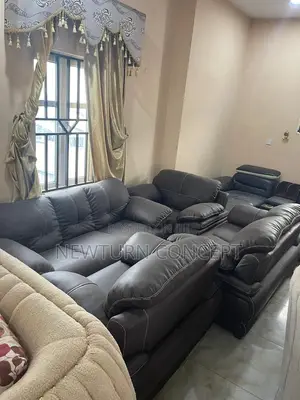 Big Puffy Seven Seater’s Sofa