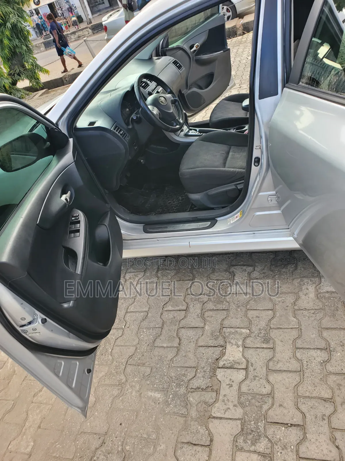Toyota Corolla 2009 Silver