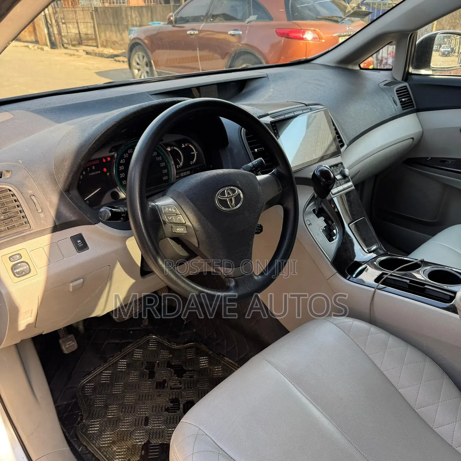 Toyota Venza 2011 Silver
