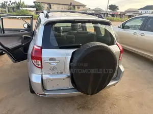 Toyota RAV4 2007 Silver