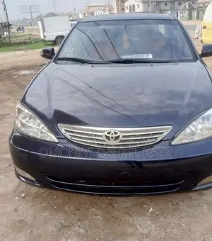Toyota Camry LE 4dr Sedan (2.4L 4cyl 5A) 2005 Blue