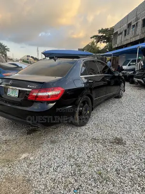 Mercedes-Benz E350 Base 4Matic Sedan AWD (3.5L 6cyl 7A) 2013 Black
