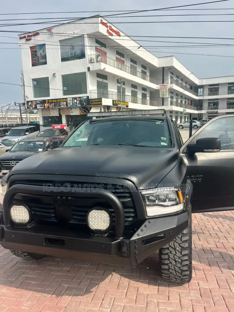 Dodge RAM 2014 Black