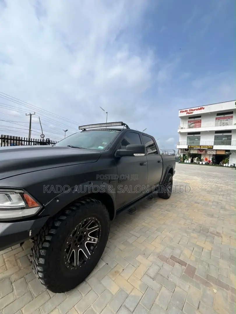 Dodge RAM 2014 Black