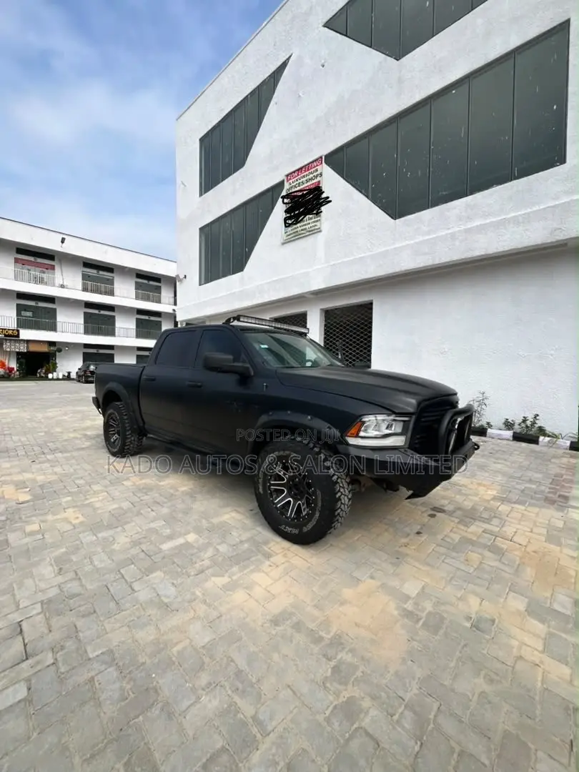 Dodge RAM 2014 Black