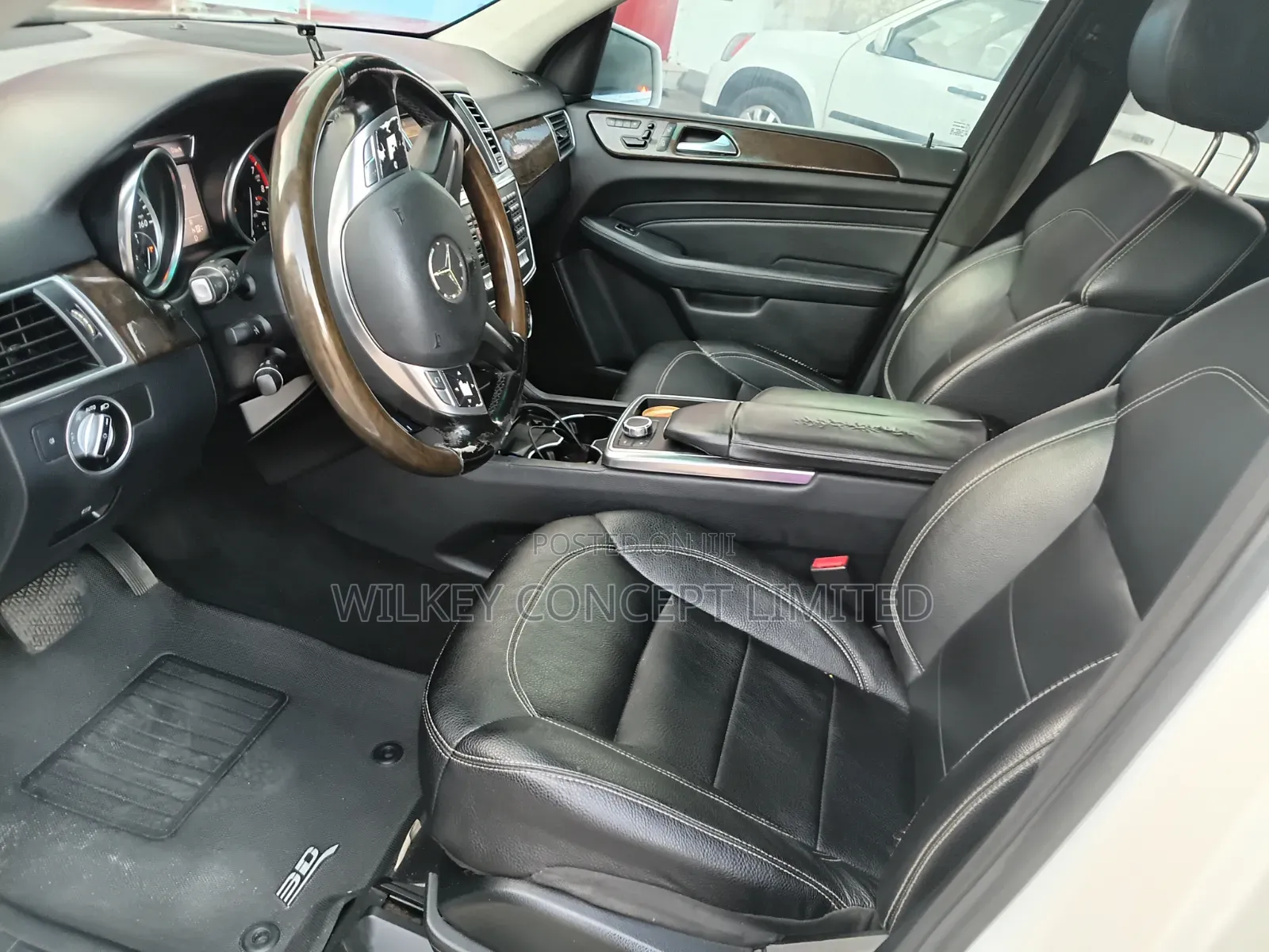 Mercedes-Benz M Class 2012 White