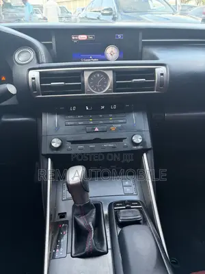 Lexus IS 2015 Silver
