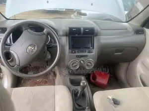 Toyota Avanza 2006 Silver
