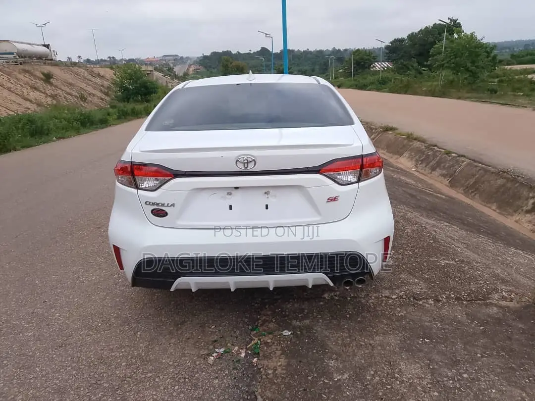 Toyota Corolla 2020 White