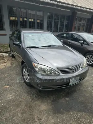 Toyota Camry 2006 Gray