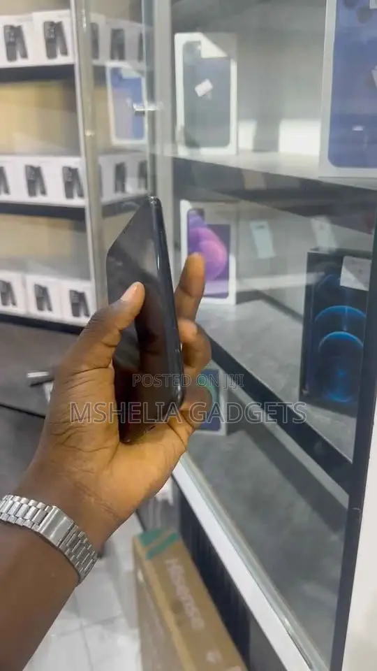 Apple iPhone XR 64 GB Black