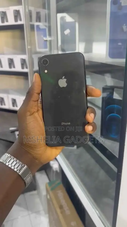 Apple iPhone XR 64 GB Black
