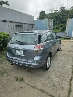Toyota Matrix 2004 Gray