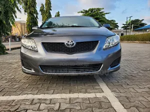 Toyota Corolla 2009 Gray