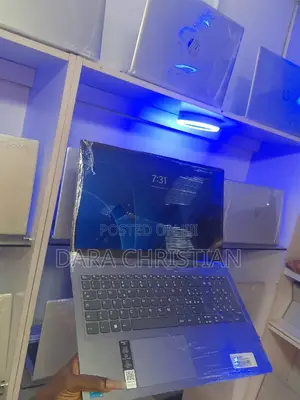 New Laptop Lenovo Ideapad 3 8GB Intel Core i3 SSD 256GB