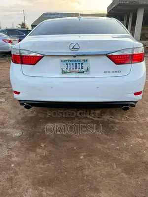 Lexus ES 350 FWD 2013 White