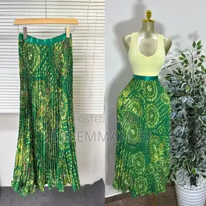 Emerald Ankara High-Waist Flared Maxi Skirt