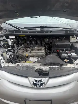 Toyota RAV4 LE 4dr SUV AWD (2.5L 4cyl 6A) 2015 Silver