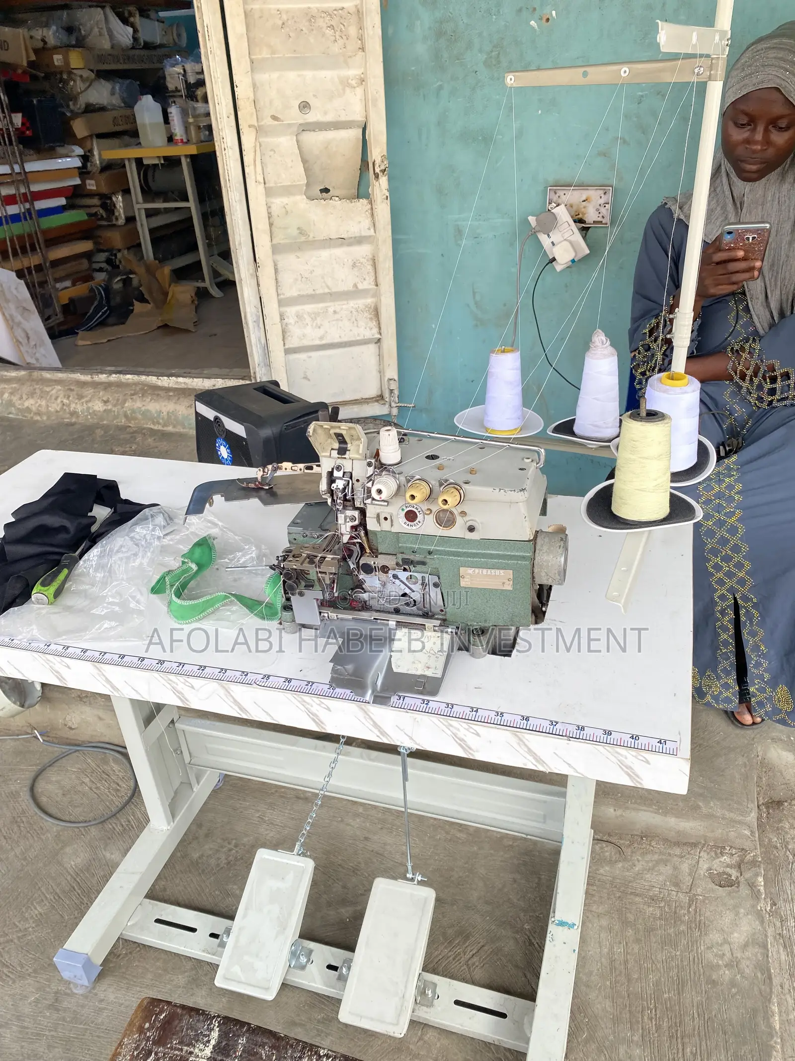Uk Used Industrial Weaving Machine (4 Thread)