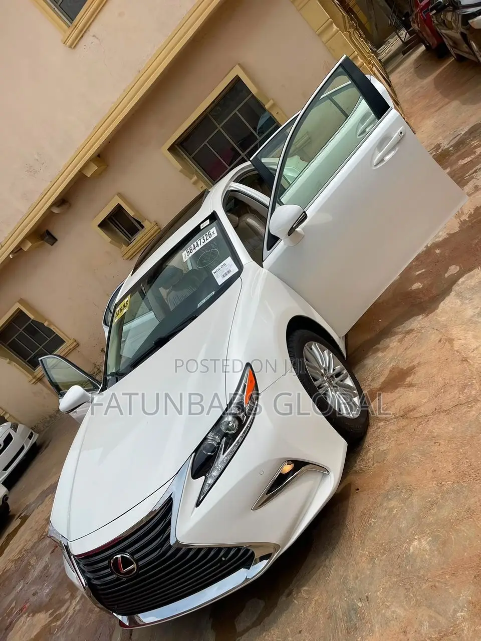 Lexus ES 2013 White