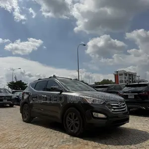 Hyundai Santa Fe 2013