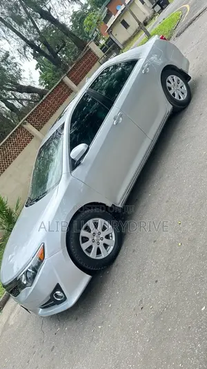 Toyota Camry 2012 Silver