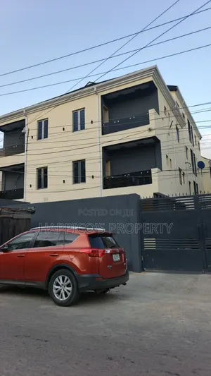 Mini Flat in Alagomeji for rent