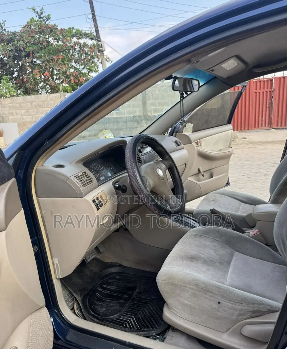 Toyota Corolla 2004 Blue