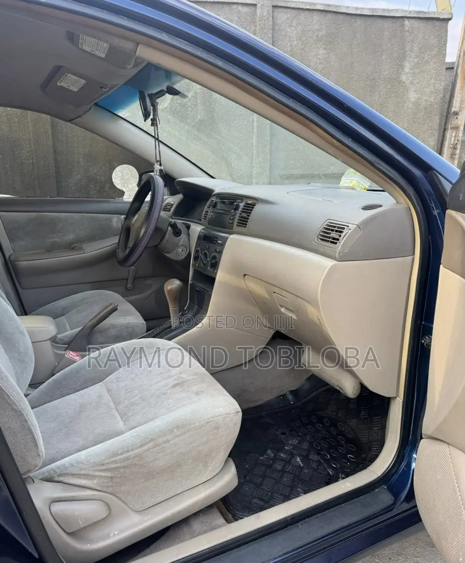 Toyota Corolla 2004 Blue