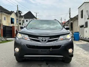 Toyota RAV4 Limited 4dr SUV AWD (2.5L 4cyl 6A) 2015 Gray