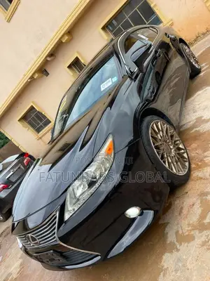Lexus ES 2013 Black